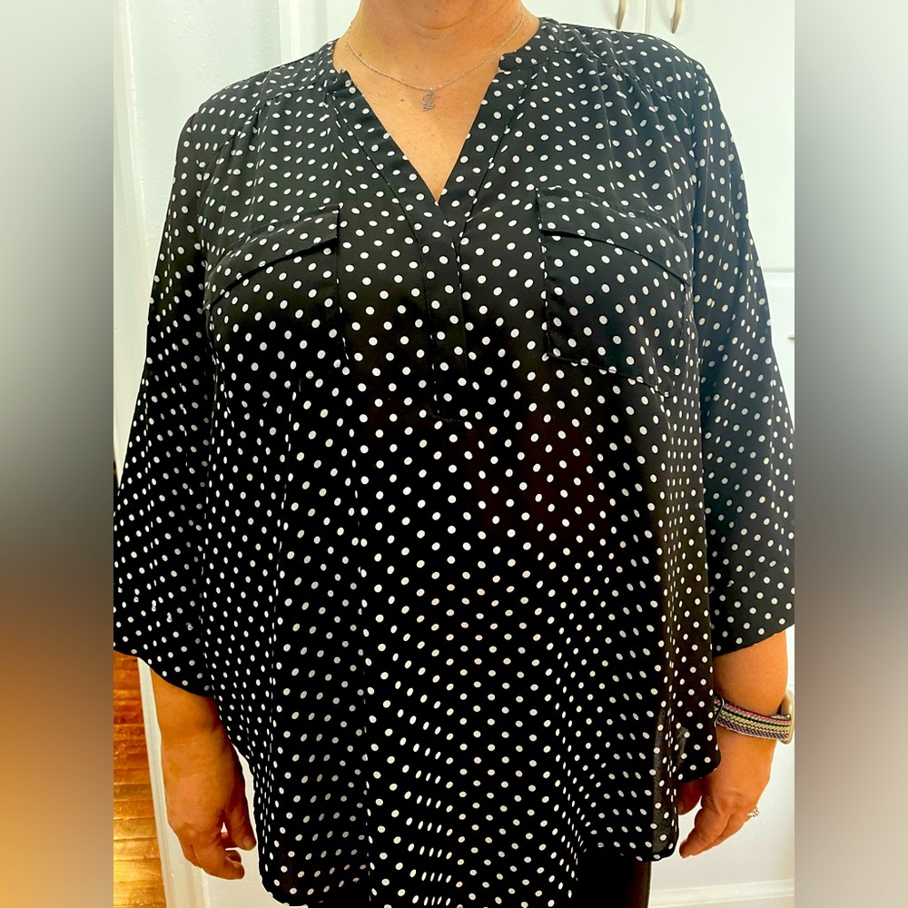 Torrid dressy tunic length top, size 1/XL